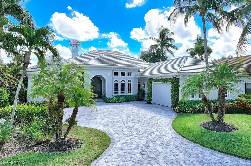 2906 Leonardo Avenue Naples FL 34119