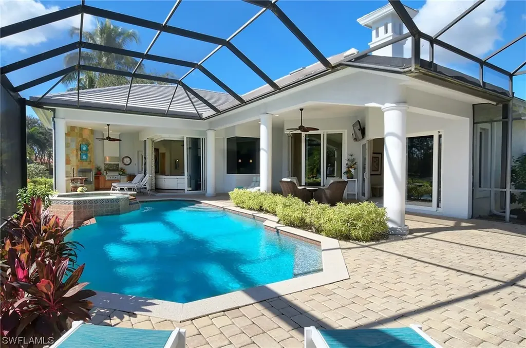 2906 Leonardo Avenue Naples FL 34119