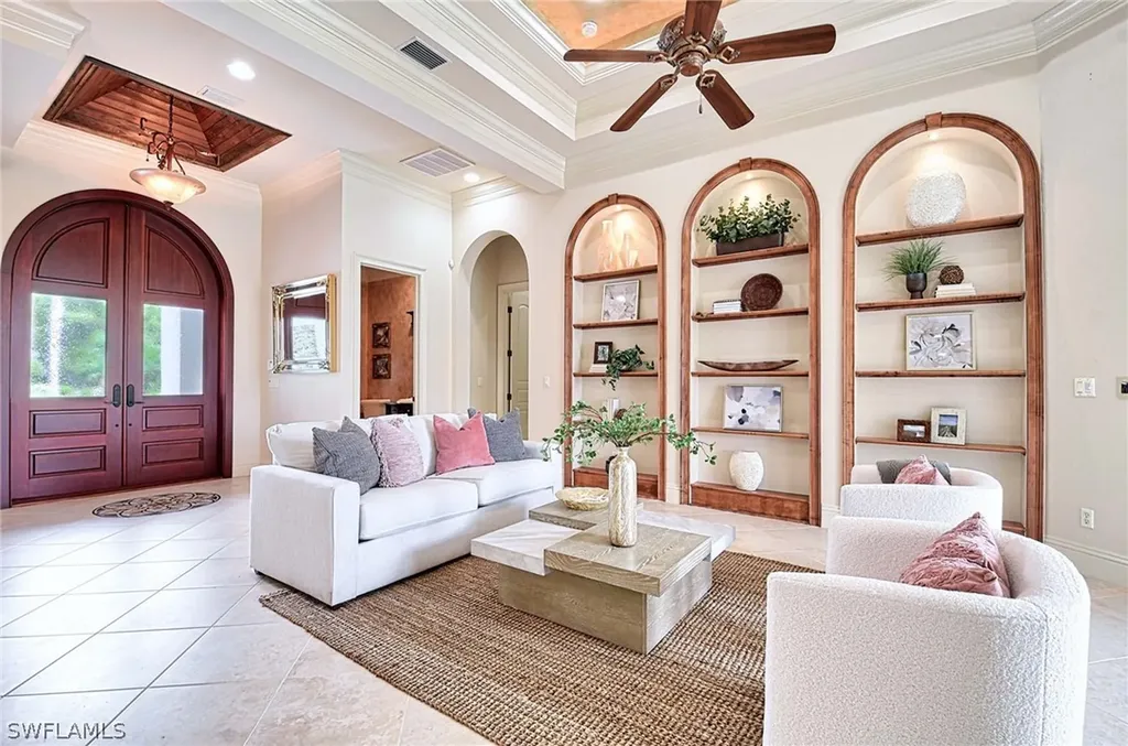 2906 Leonardo Avenue Naples FL 34119