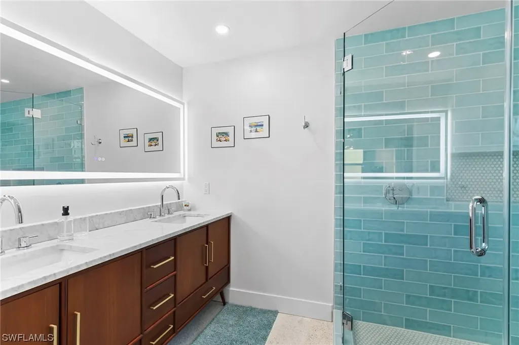 84 9th Street Bonita Springs FL 34134