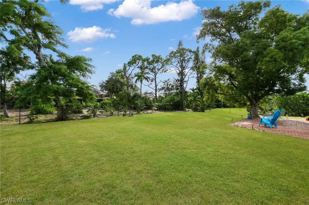 84 9th Street Bonita Springs FL 34134