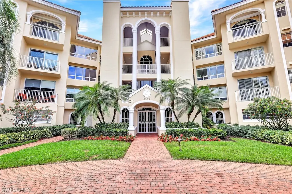 8440 Abbington Circle Naples FL 34108