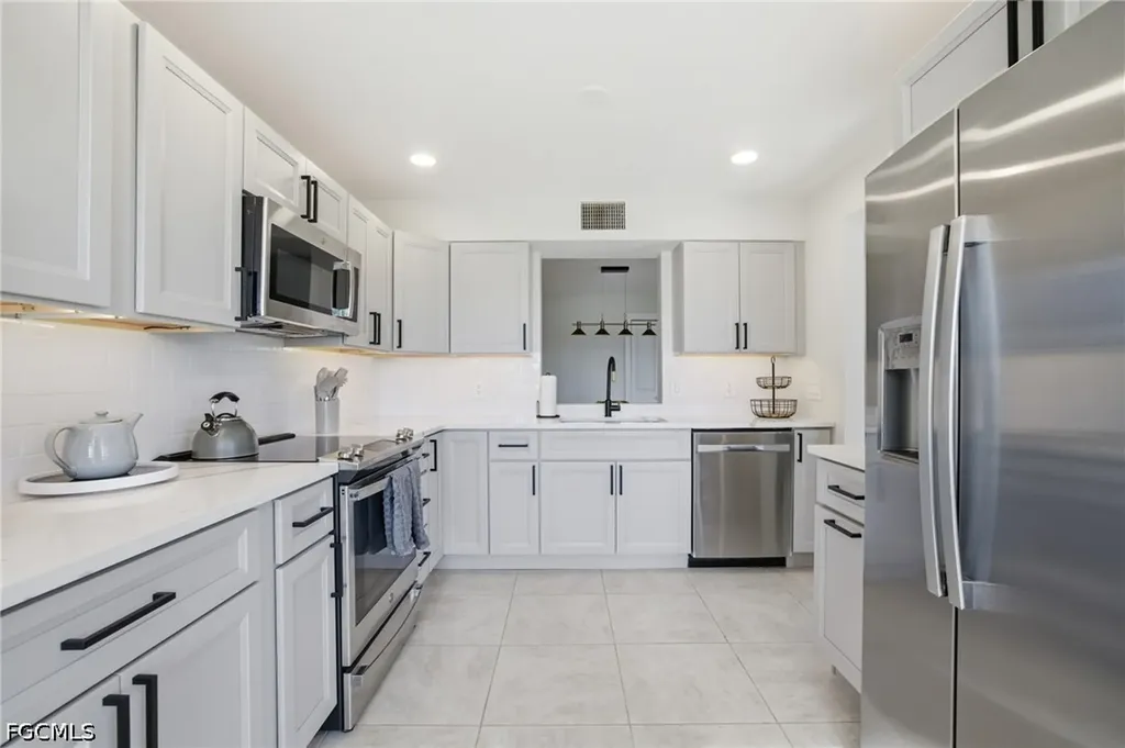 12521 Kelly Sands Way Fort Myers FL 33908