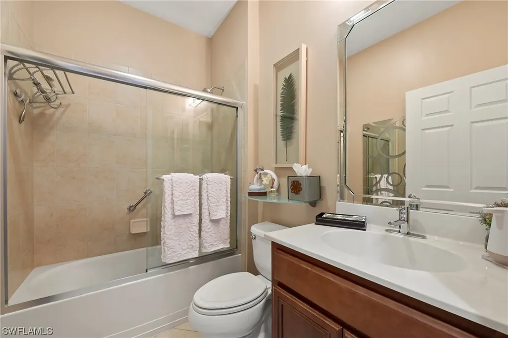 28559 Guinivere Way Bonita Springs FL 34135