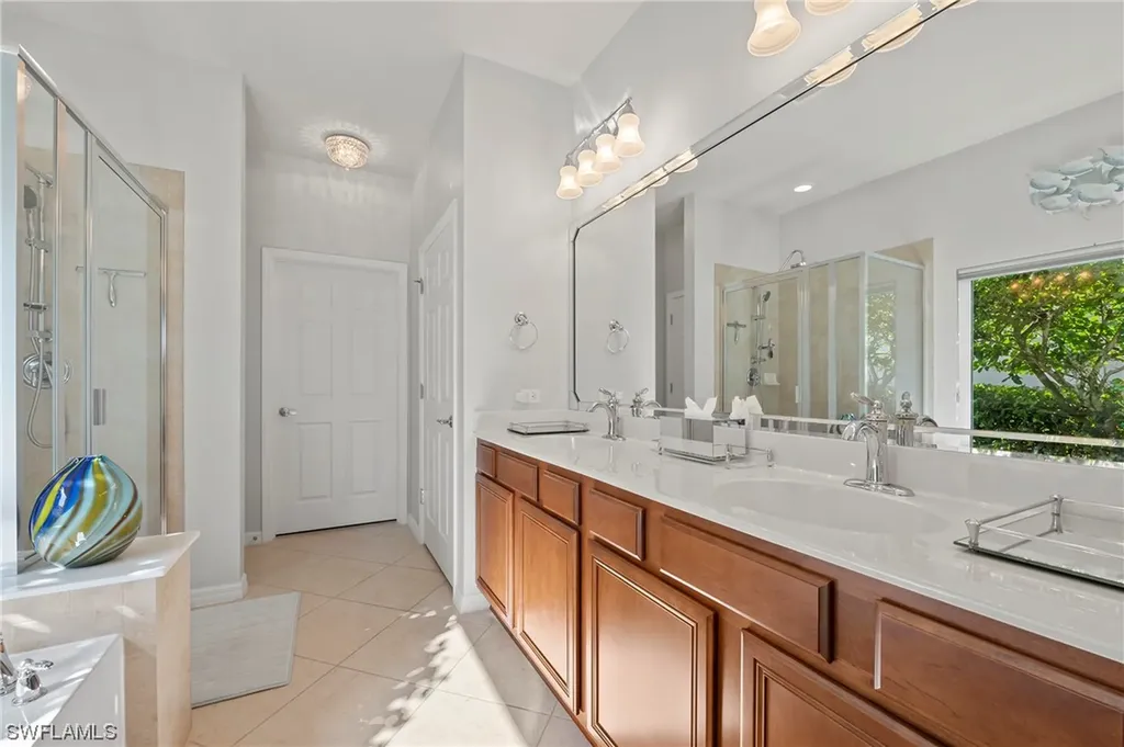 28559 Guinivere Way Bonita Springs FL 34135