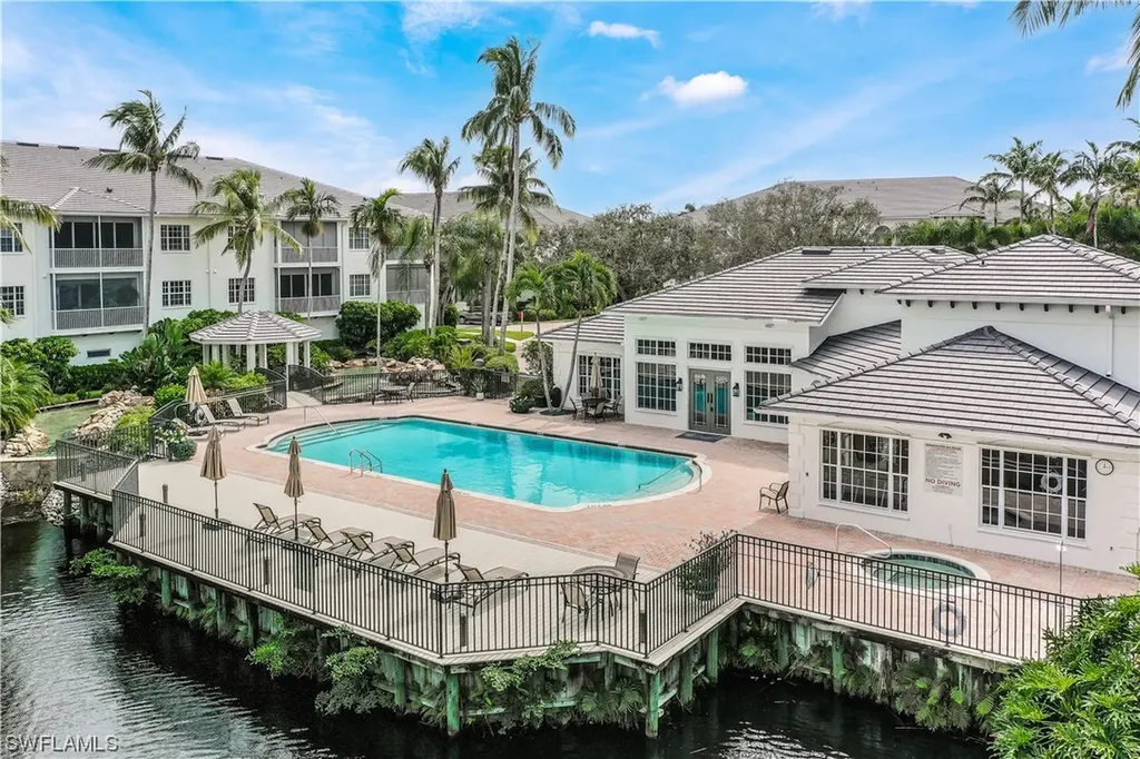 755 Bentwater Circle Naples FL 34108