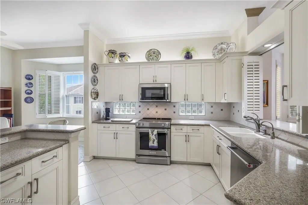 755 Bentwater Circle Naples FL 34108