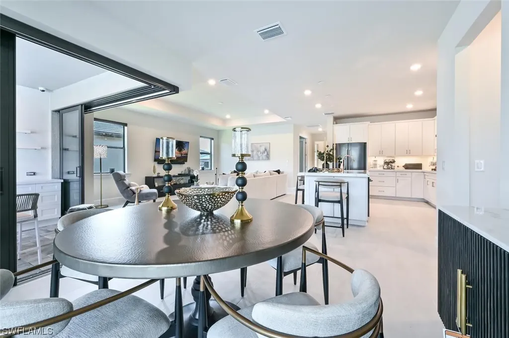 6695 Pennyroyal Drive Naples FL 34114