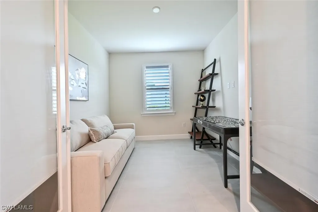6695 Pennyroyal Drive Naples FL 34114