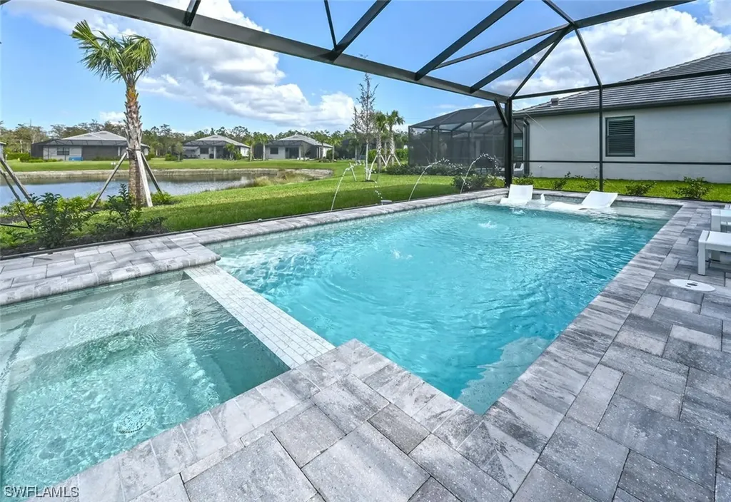 6695 Pennyroyal Drive Naples FL 34114