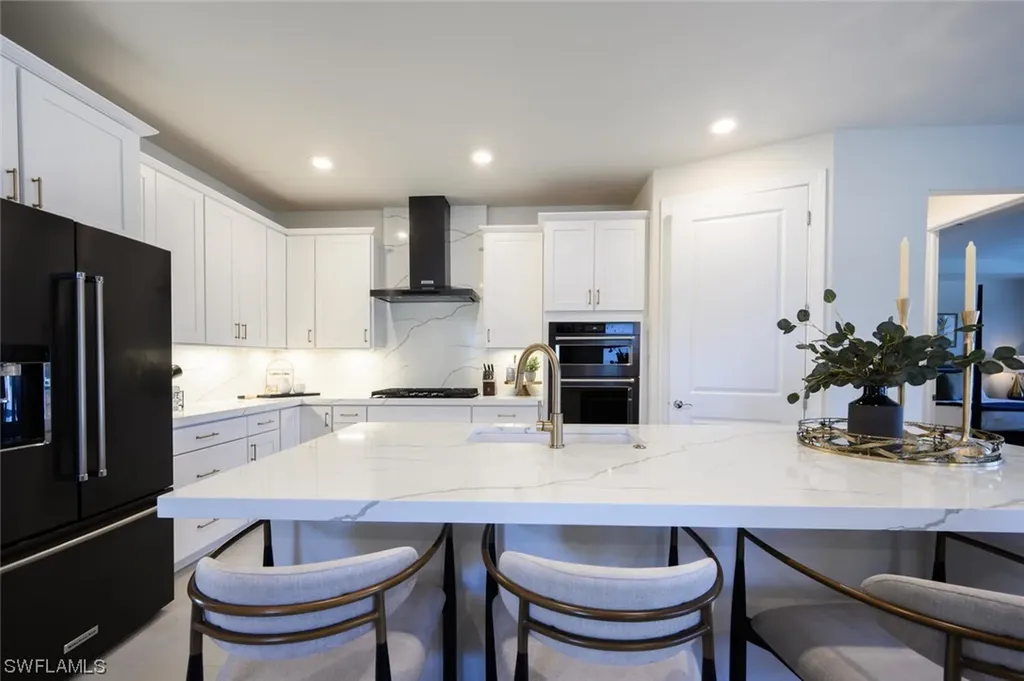 6695 Pennyroyal Drive Naples FL 34114