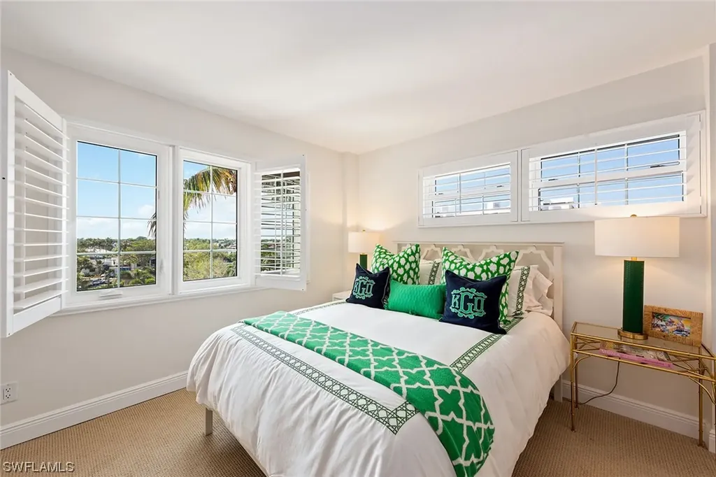 2401 Gulf Shore Boulevard N Naples FL 34103