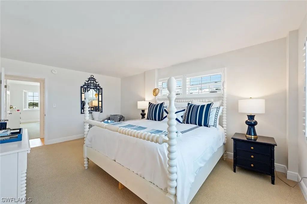 2401 Gulf Shore Boulevard N Naples FL 34103