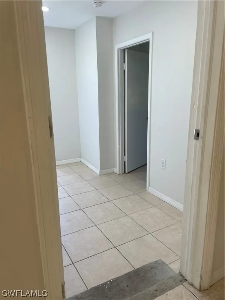 1654 Grace Avenue Fort Myers FL 33901