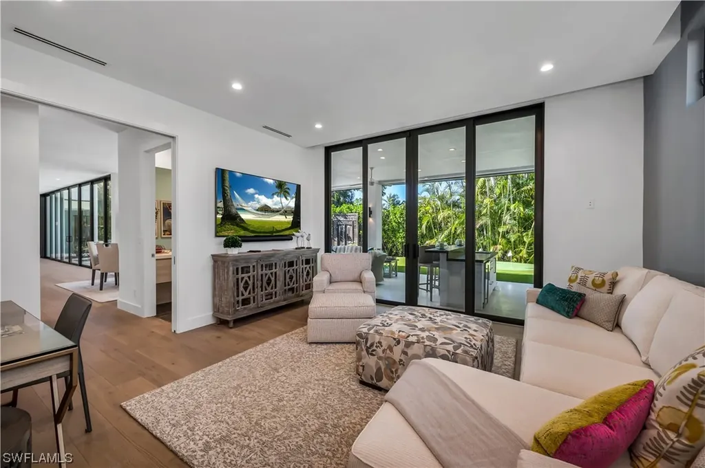 665 Fountainhead Way Naples FL 34103