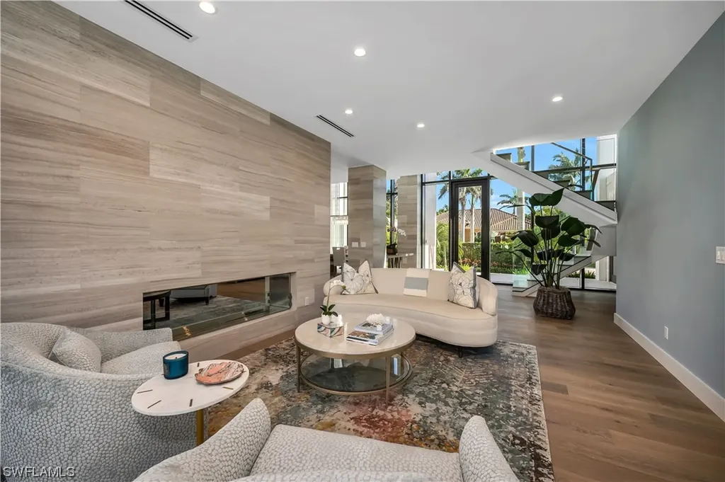 665 Fountainhead Way Naples FL 34103