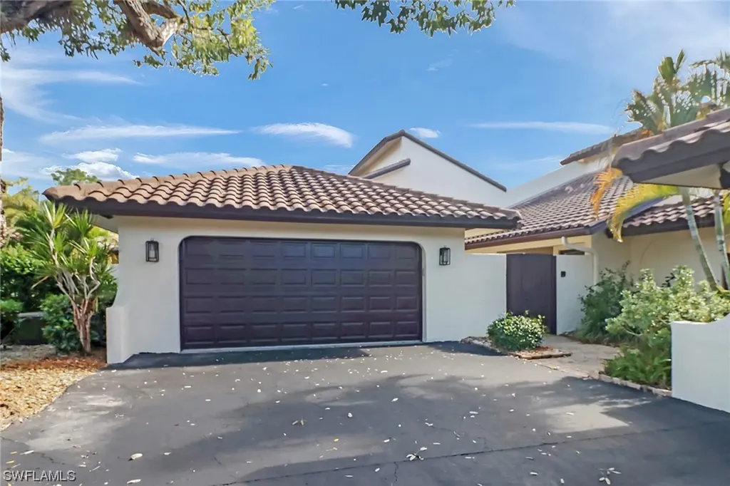2110 Buckingham Lane Naples FL 34112