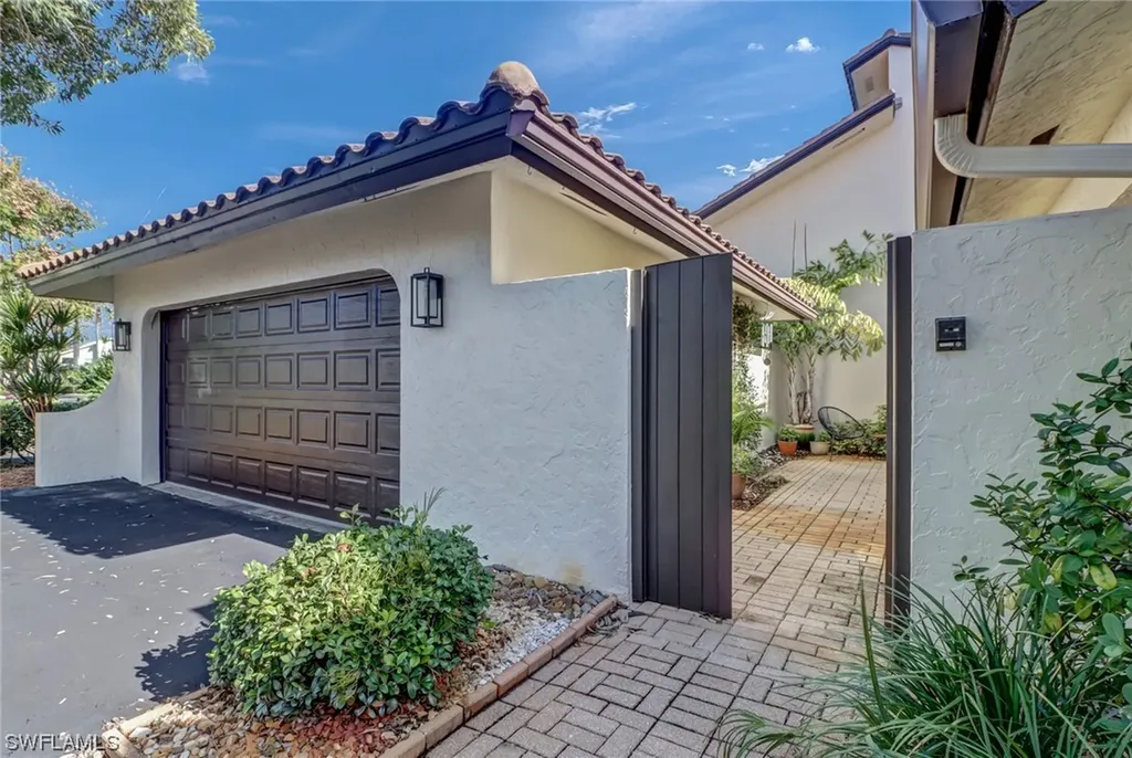 2110 Buckingham Lane Naples FL 34112