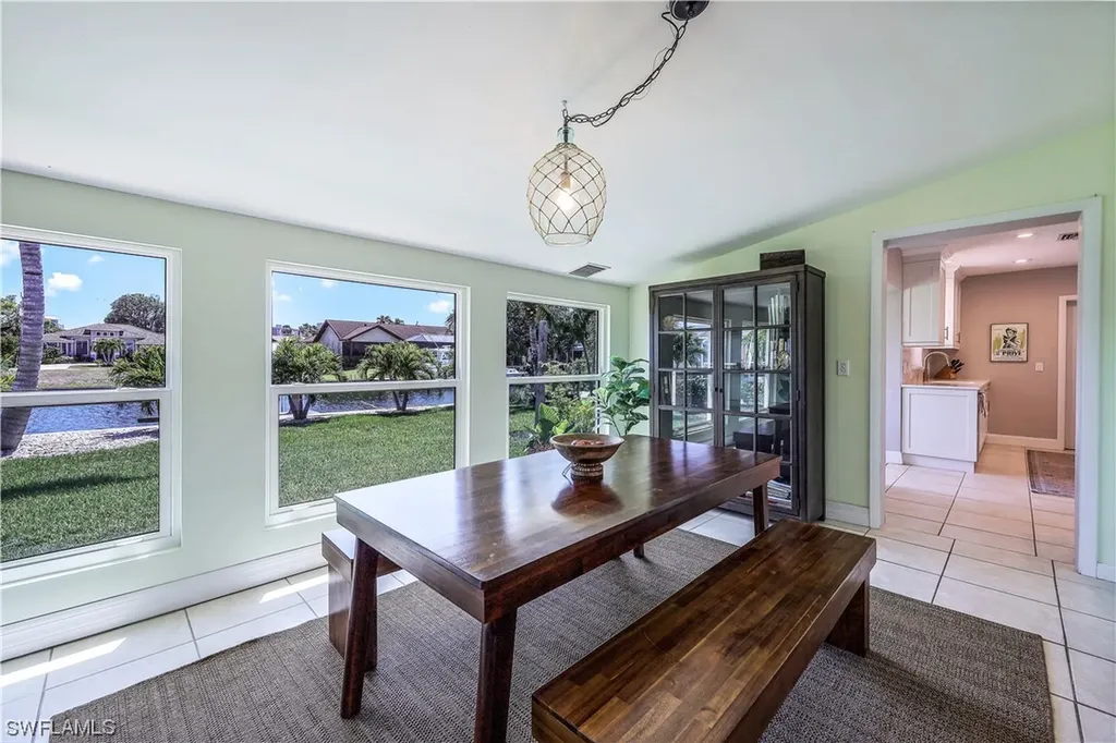 811 Wintergreen Court Marco Island FL 34145