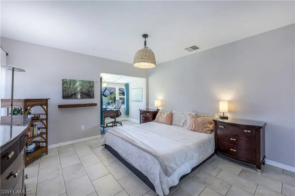 811 Wintergreen Court Marco Island FL 34145
