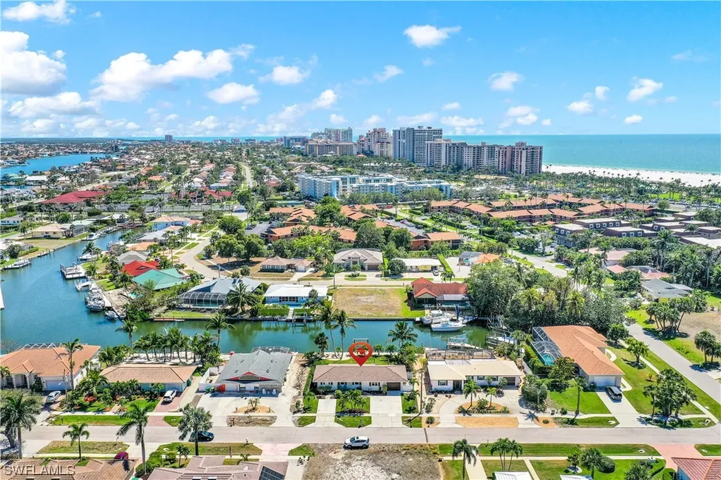 811 Wintergreen Court Marco Island FL 34145