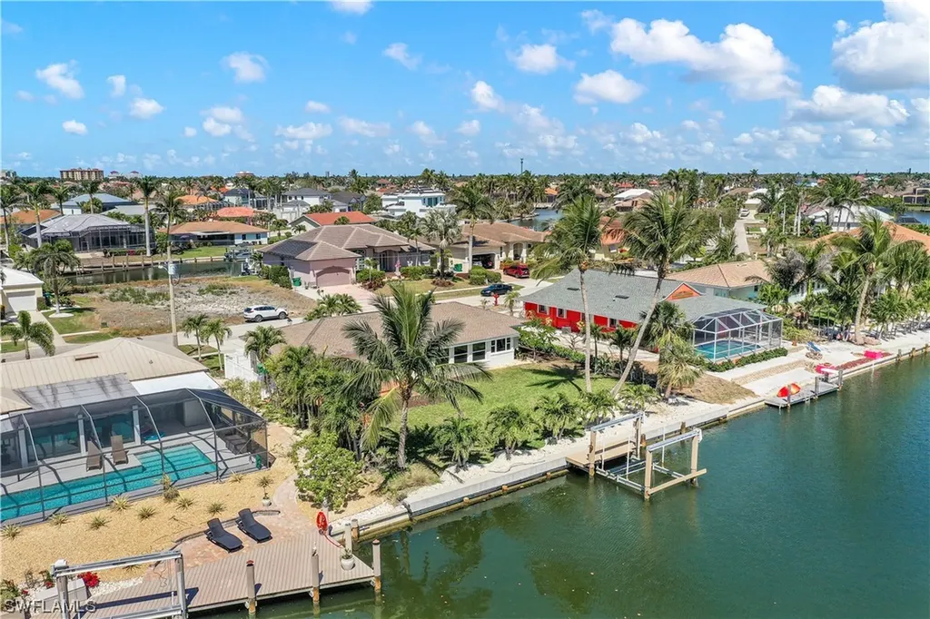 811 Wintergreen Court Marco Island FL 34145