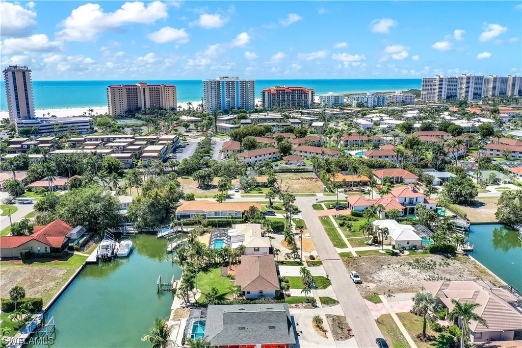 811 Wintergreen Court Marco Island FL 34145