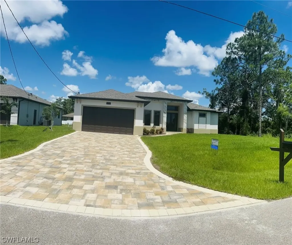 1014 Angelo Avenue Lehigh Acres FL 33971