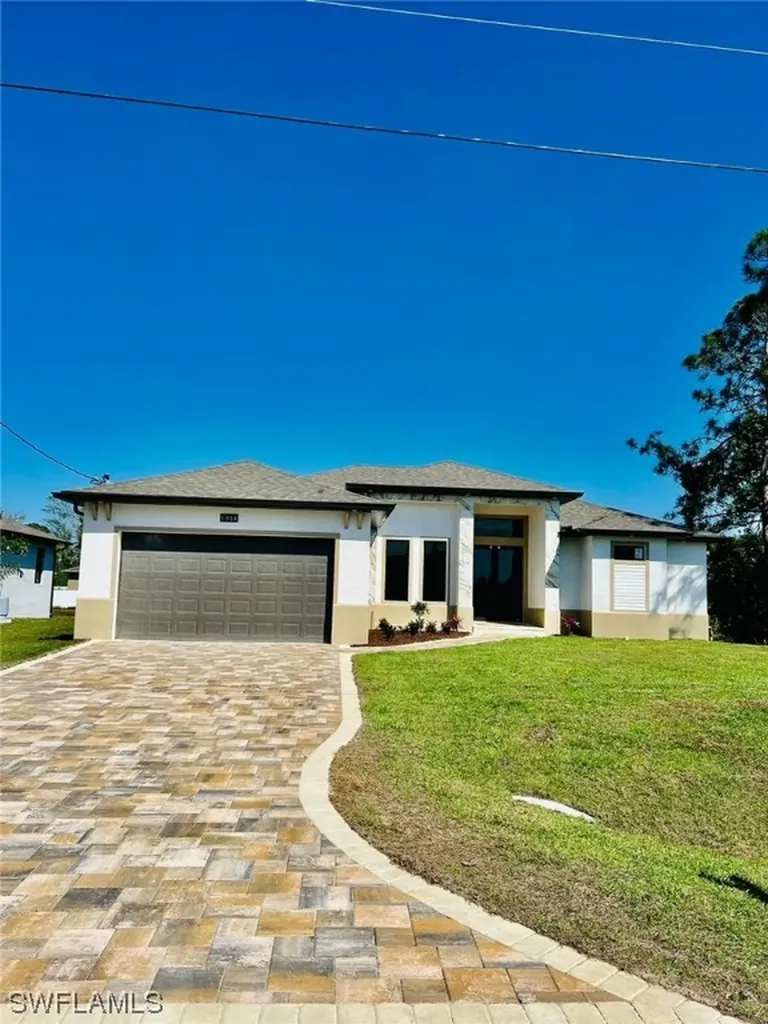 1014 Angelo Avenue Lehigh Acres FL 33971