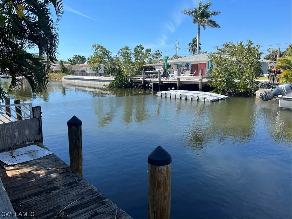 2831 Gulfview Drive Naples FL 34112