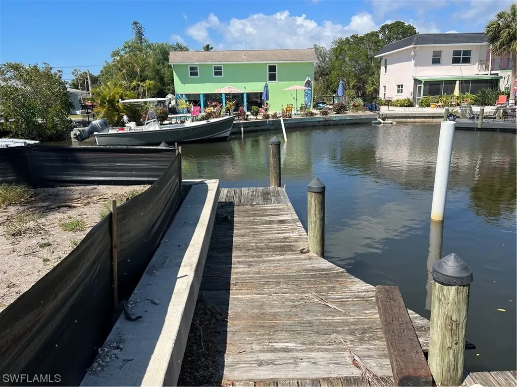 2831 Gulfview Drive Naples FL 34112