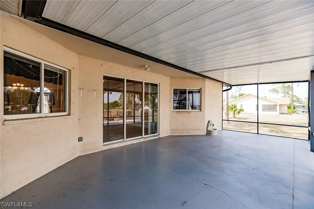 4320 18th Street NE Naples FL 34120