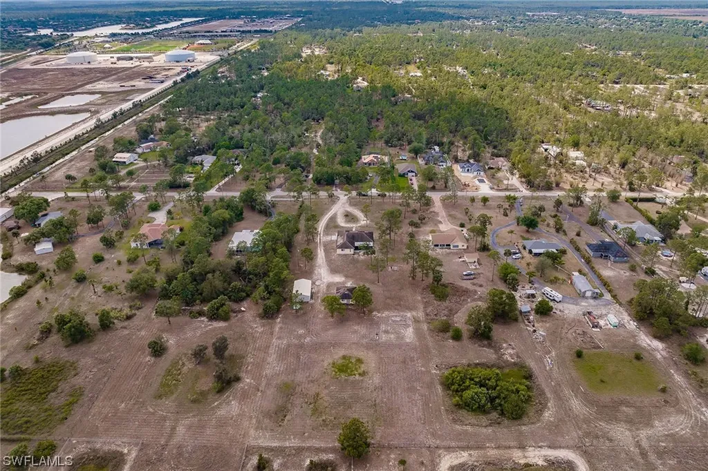 4320 18th Street NE Naples FL 34120