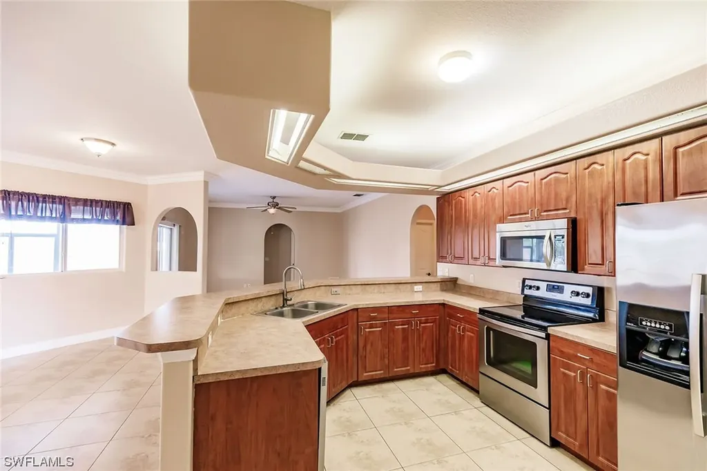4320 18th Street NE Naples FL 34120