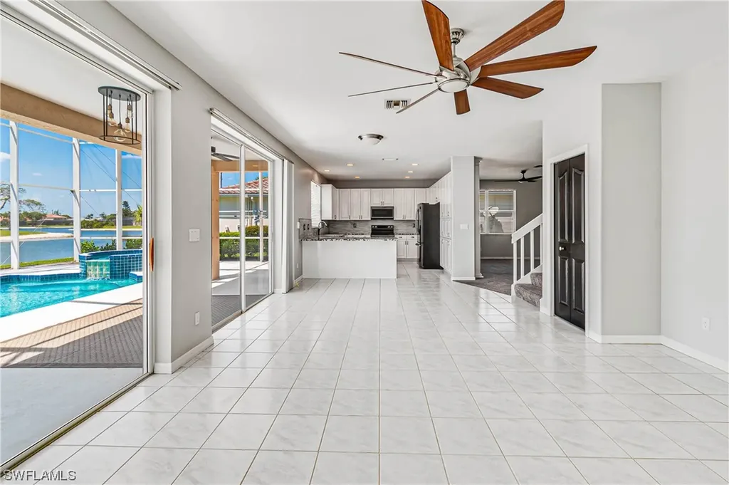 11025 Lakeland Circle Fort Myers FL 33913