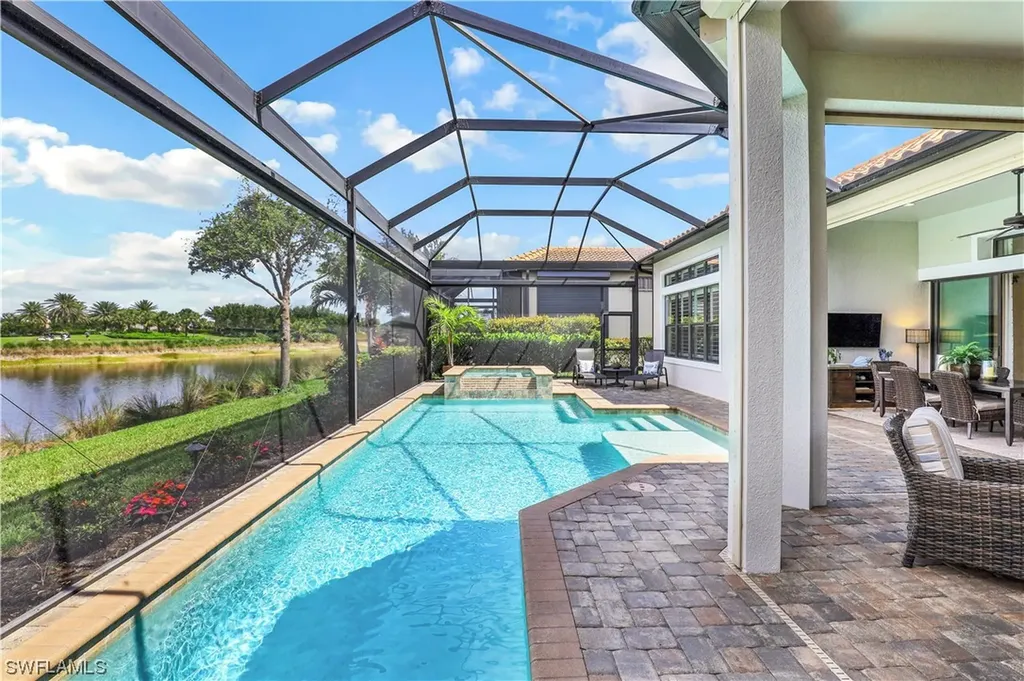 8828 Savona Court Naples FL 34119