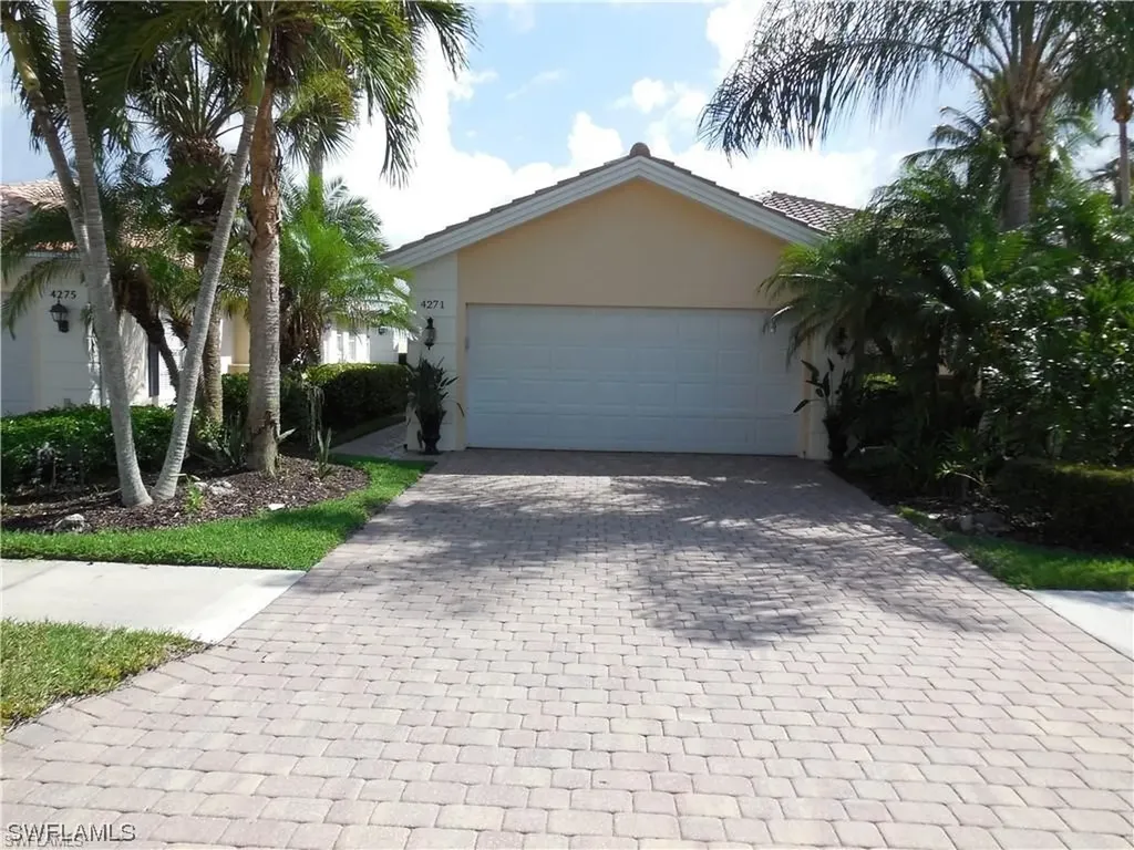 4271 Redonda Lane Naples FL 34119