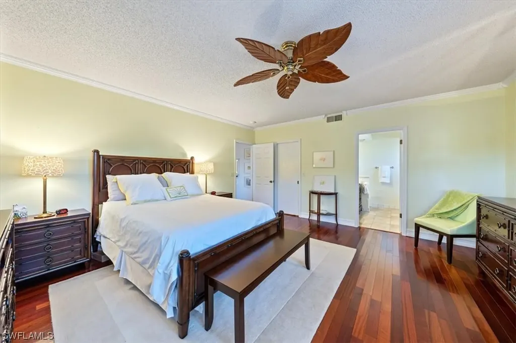 760 Willowbrook Drive Naples FL 34108