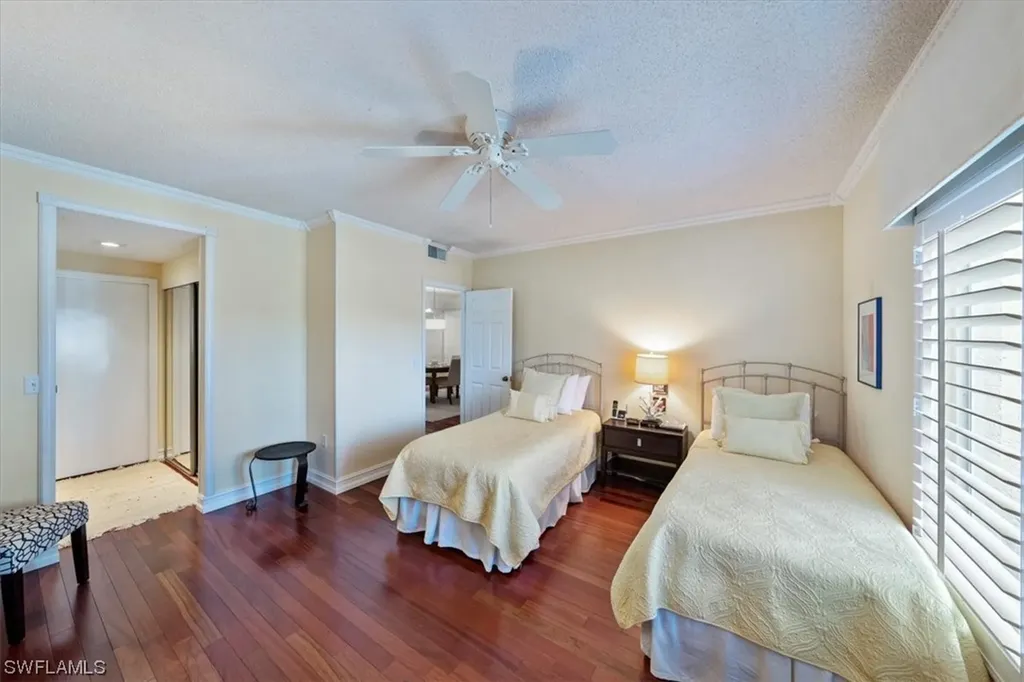 760 Willowbrook Drive Naples FL 34108