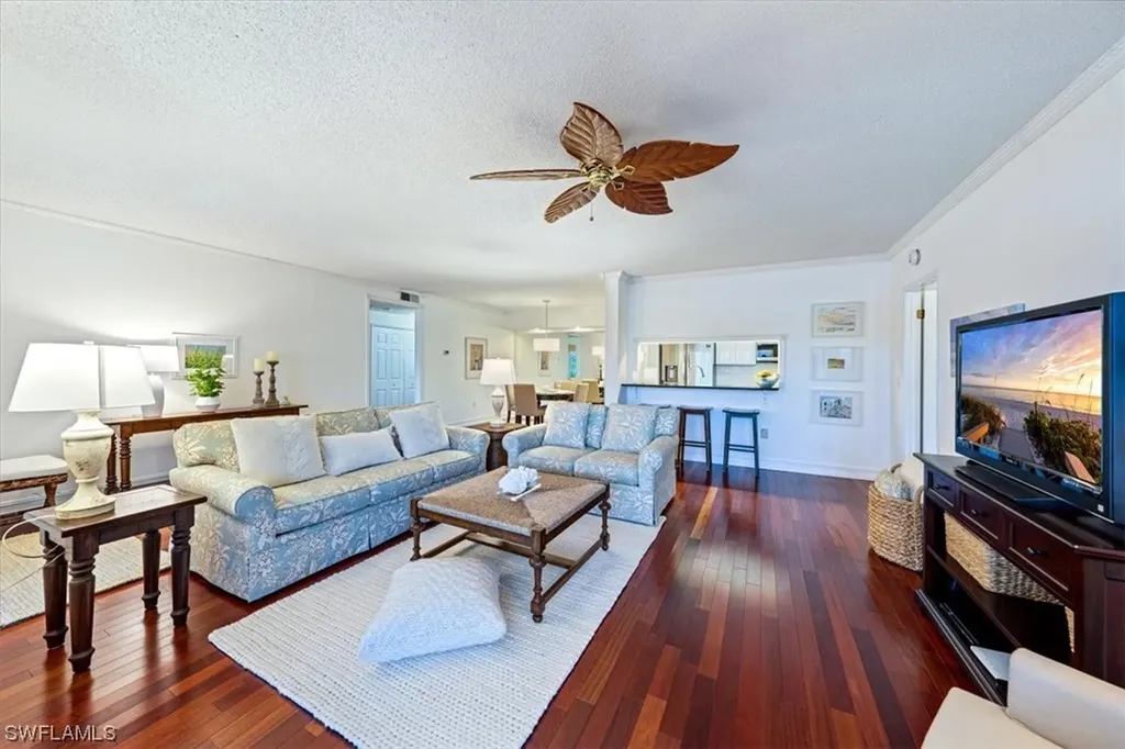 760 Willowbrook Drive Naples FL 34108