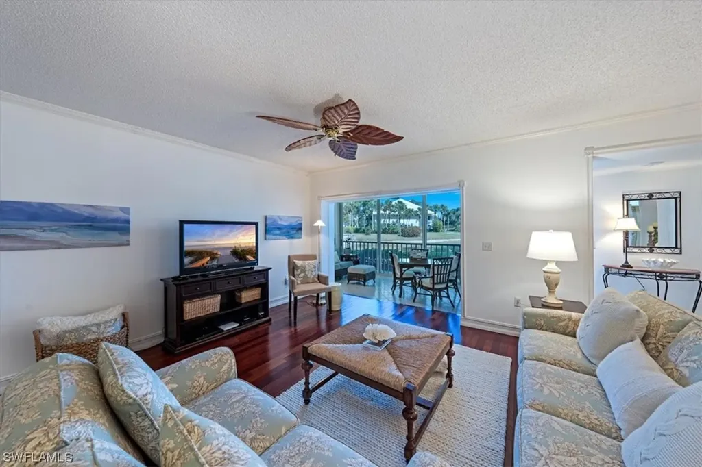 760 Willowbrook Drive Naples FL 34108