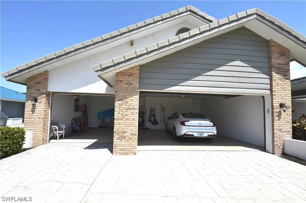 851 Hatchee Vista Lane Fort Myers FL 33919