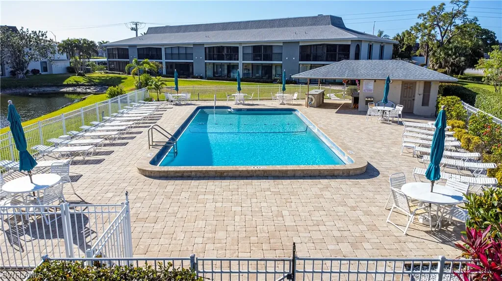 338 Charlemagne Boulevard Naples FL 34112
