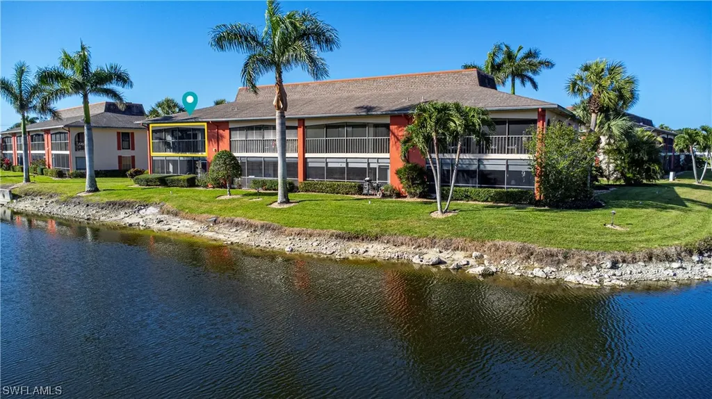 338 Charlemagne Boulevard Naples FL 34112