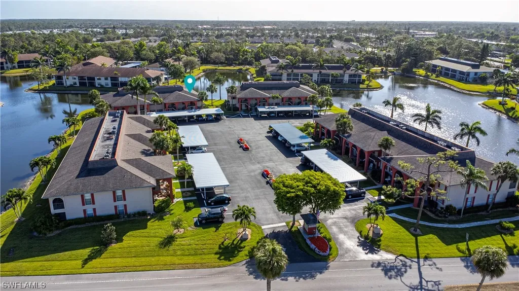 338 Charlemagne Boulevard Naples FL 34112
