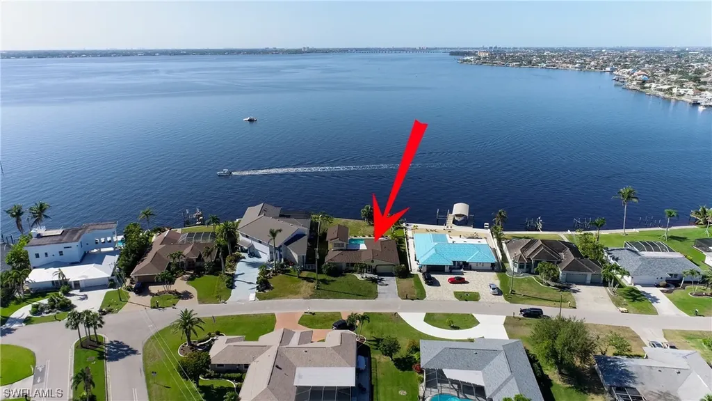 2290 SE 28th Street Cape Coral FL 33904