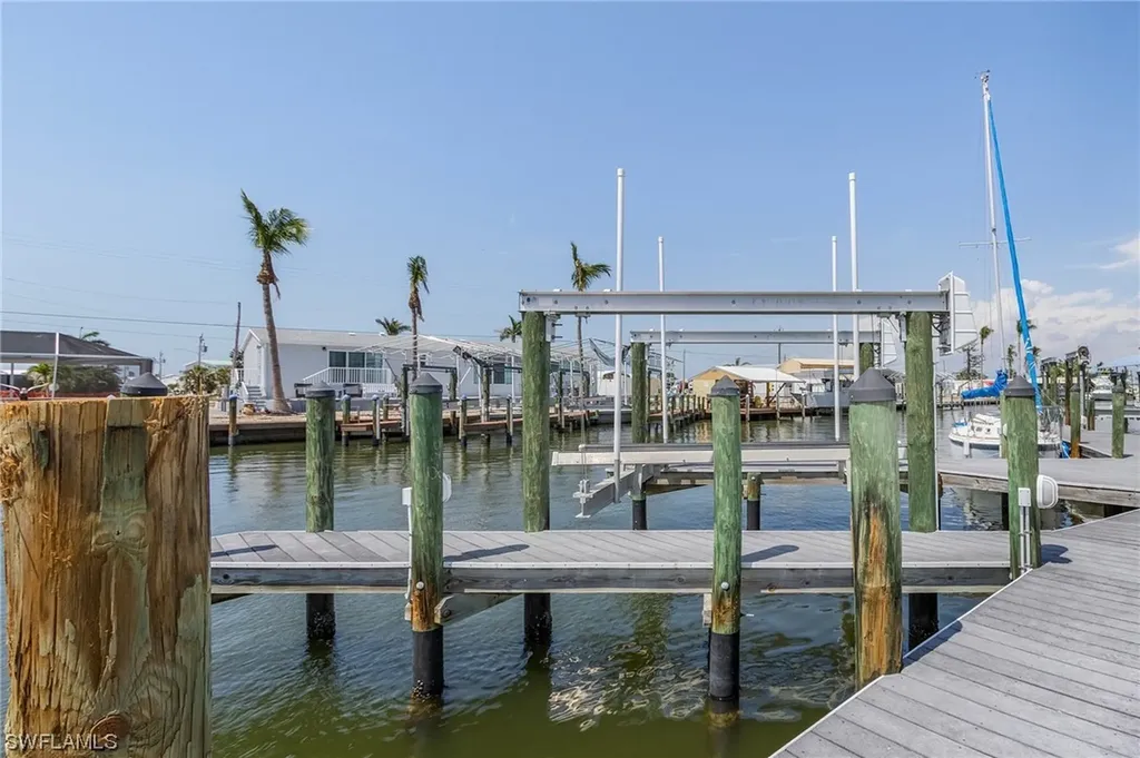 2831 Sanibel Boulevard St. James City FL 33956
