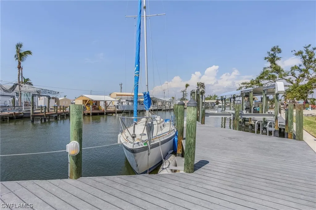 2831 Sanibel Boulevard St. James City FL 33956