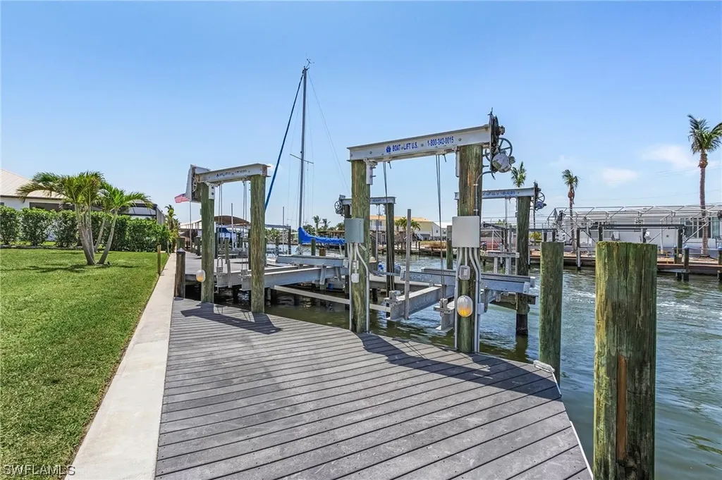2831 Sanibel Boulevard St. James City FL 33956