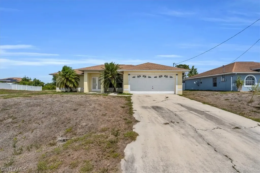 2516 30th Street SW Lehigh Acres FL 33976